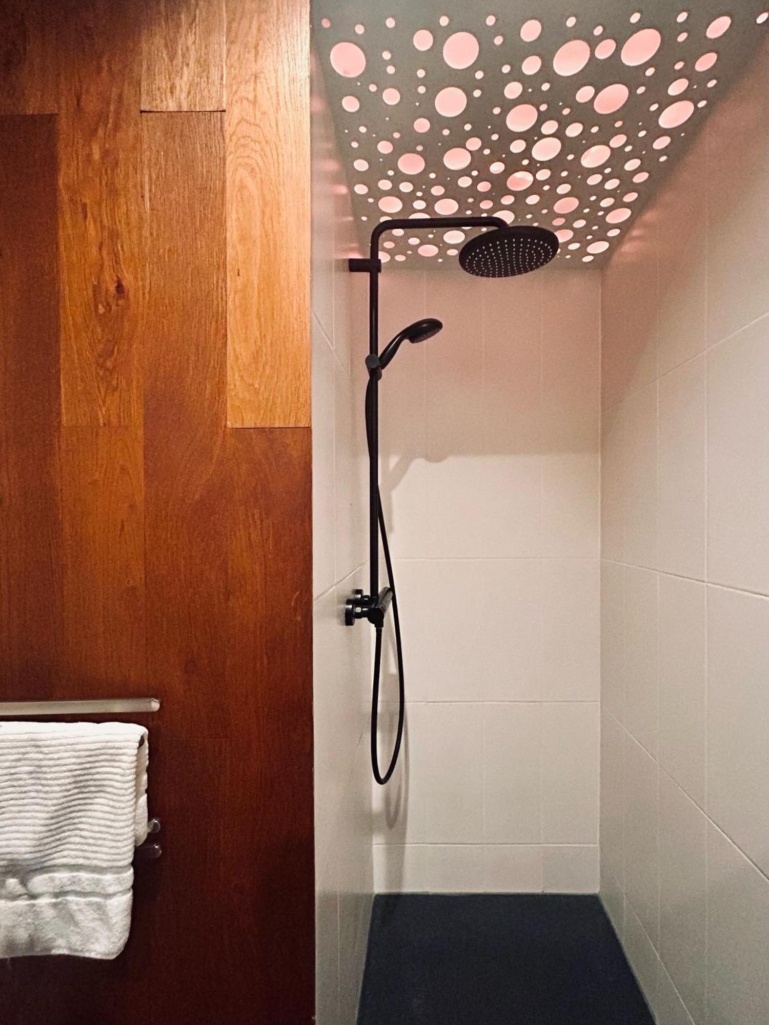 Appartement Spacieux Et Calme, 3 Chambres, Ideal Familles Et Professionnels, Vieux Lilla Esterno foto